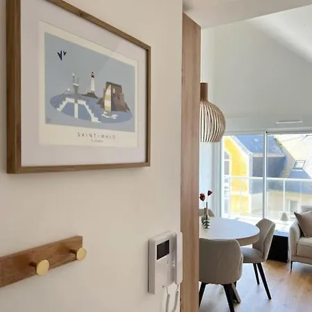 Superbe With View Apartment Saint-Malo